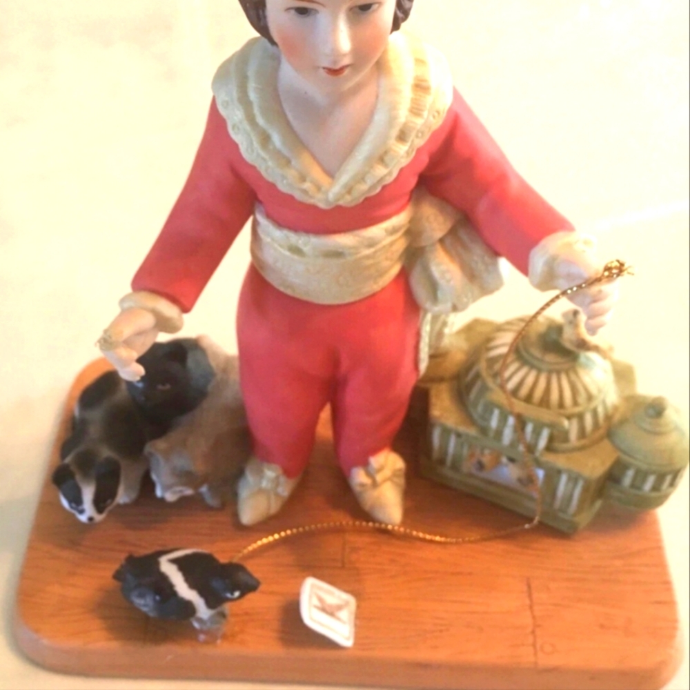 Wellington BOY with CATS ,Birdcage COLLECTABLE